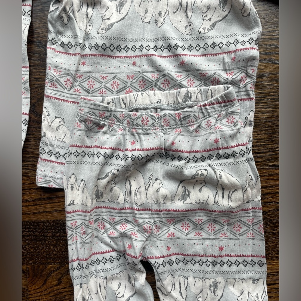 GUC, Burts Bees Adorable Polar Bear Pajamas - Picture 3 of 3